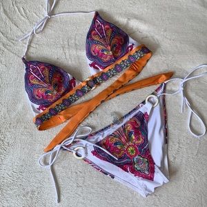 Patterned bikini